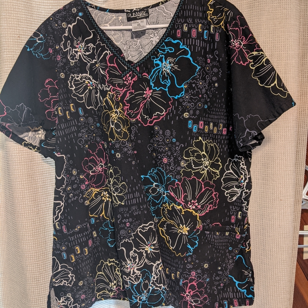 Scrub top